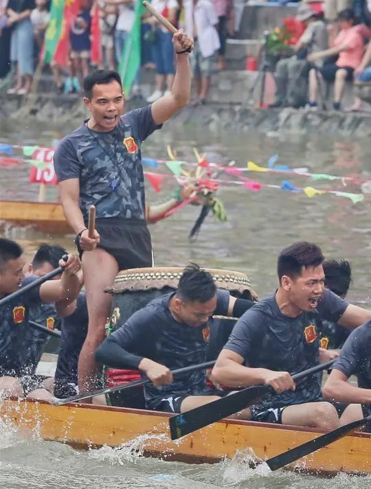 od体育官方入口-包含节奏明快激情高涨,观众热情不减的词条